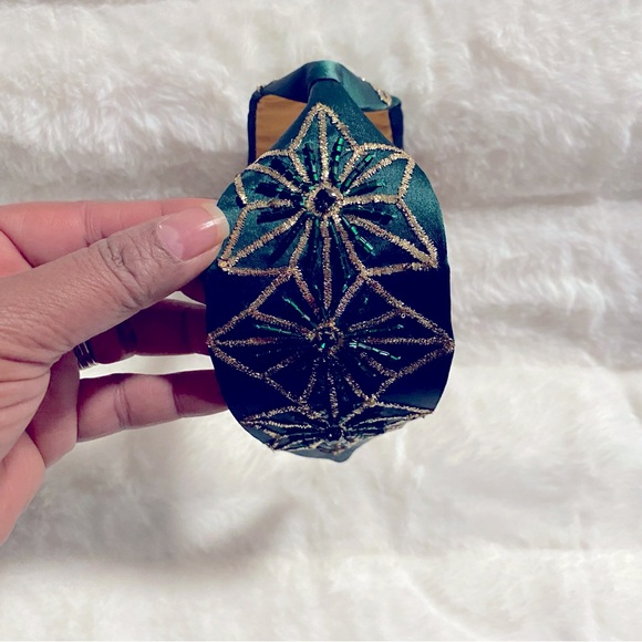 New Handmade NamJosh Headband Made in India in Emerald Green/Gold - Picture 5 of 9